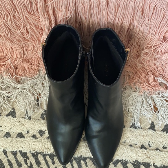 Liz Claiborne Booties - Picture 5 of 6